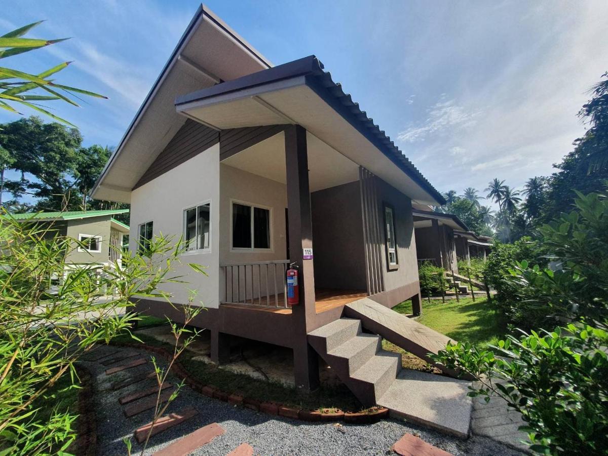 Wanpratheep Village Kohphangan Ban Madua Wan Екстер'єр фото