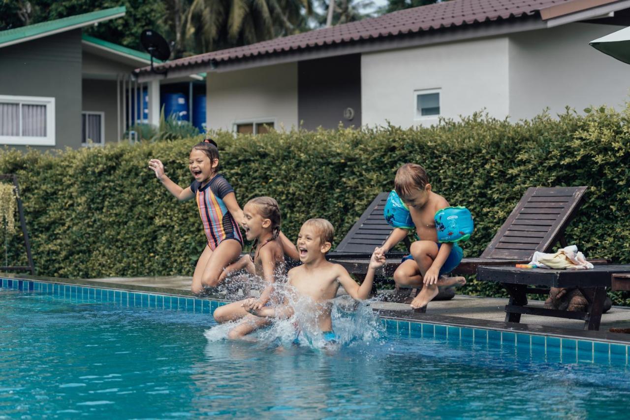 Wanpratheep Village Kohphangan Ban Madua Wan Екстер'єр фото